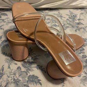Dolce vita heels!